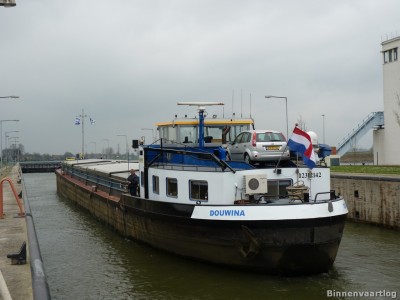 Douwina-8-18-03-2014.jpg (155.79 Kio) Vu 925 fois Douwina-8-18-03-2014.jpg