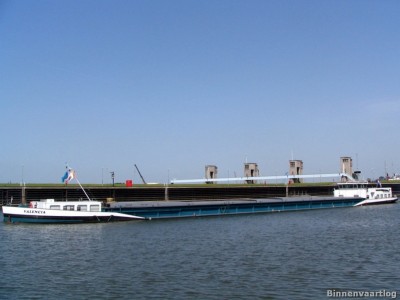 valencia-1-02-06-2008.jpg (125.36 Kio) Vu 1581 fois valencia-1-02-06-2008.jpg