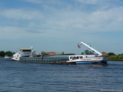 vertrouwen-1-07-07-2012.jpg (160.15 Kio) Vu 2301 fois vertrouwen-1-07-07-2012.jpg