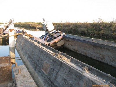 WAAL LY-1760-F 02.jpg