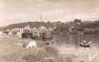 Villeneuve-Saint-Georges - Villeneuve-le-Roi - Péniches à quai (1) (Copier).jpg (72.03 Kio) Vu 3624 fois Villeneuve-Saint-Georges - Villeneuve-le-Roi - Péniches à quai (1) (Copier).jpg