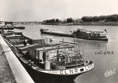 arles-adour+cerf-CP-estel-44906.jpg (727.11 Kio) Vu 4311 fois arles-adour+cerf-CP-estel-44906.jpg