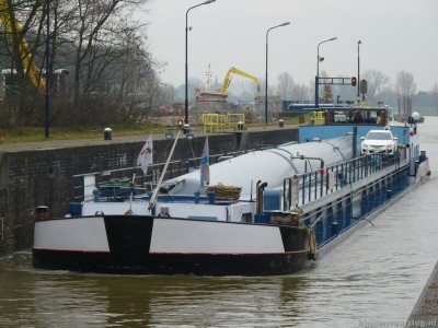 nil-desperandum-2-09-01-2012-sluis-heumen.jpg (100.89 Kio) Vu 3583 fois nil-desperandum-2-09-01-2012-sluis-heumen.jpg