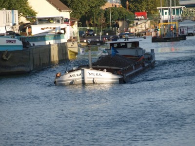 PA073097 (Copier).JPG
