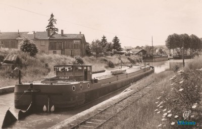 Vitry-le-François - Canal de la Marne au Rhin (1) (Copier).jpg