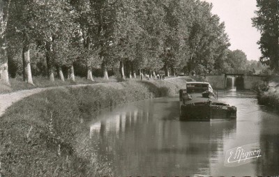 Chaintreauville - Loing - Ketch.jpg (90.9 Kio) Vu 5294 fois Chaintreauville - Loing - Ketch.jpg