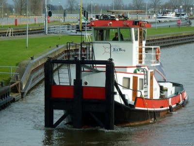 Alpha-1-14-01-2015.jpg (224.58 Kio) Vu 2050 fois Alpha-1-14-01-2015.jpg