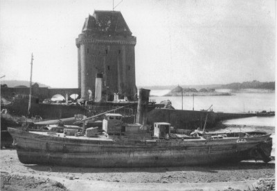 Guêpe No. 108 (nicht sicher), St. Malo 1944 (Palette Bretonne, vh).jpg (372.64 Kio) Vu 6051 fois Guêpe No. 108 (nicht sicher), St. Malo 1944 (Palette Bretonne, vh).jpg