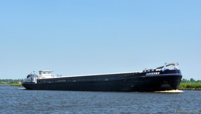 janienke-2-25-05-2012.jpg (99.85 Kio) Vu 1908 fois janienke-2-25-05-2012.jpg