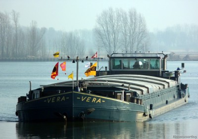 Vera-2-16-02-2015.jpg (169.28 Kio) Vu 1445 fois Vera-2-16-02-2015.jpg