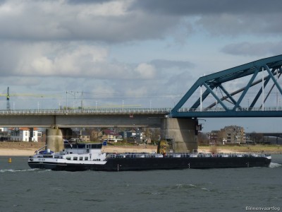 Ro-Ver-5-27-02-2015-Nijmegen-Rene-Keuvelaar.jpg (174.15 Kio) Vu 1653 fois Ro-Ver-5-27-02-2015-Nijmegen-Rene-Keuvelaar.jpg
