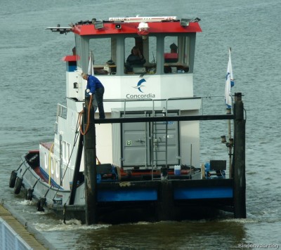 Lucia-1-07-04-2015.jpg (176.09 Kio) Vu 1262 fois Lucia-1-07-04-2015.jpg