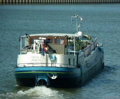 Allure-7-14-04-2015.jpg (188.09 Kio) Vu 1972 fois Allure-7-14-04-2015.jpg