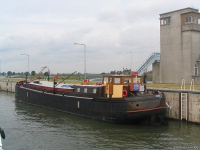 salve-2-31-07-2006.jpg (135.27 Kio) Vu 2668 fois salve-2-31-07-2006.jpg