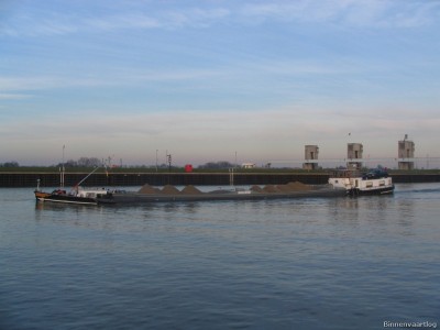 elisabeth-1-26-01-2009.jpg (119.49 Kio) Vu 1649 fois elisabeth-1-26-01-2009.jpg