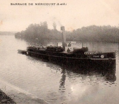 Remorqueur Figaro (UN).jpg