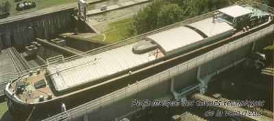 LUGEPA Arzviller - photo du Petit lexique des termes techniques de la voie d'eau (VNF) (1).jpg (111.73 Kio) Vu 4928 fois LUGEPA Arzviller - photo du Petit lexique des termes techniques de la voie d'eau (VNF) (1).jpg