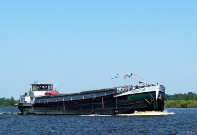 molly-m-1-26-05-2012.jpg (126.9 Kio) Vu 1606 fois molly-m-1-26-05-2012.jpg