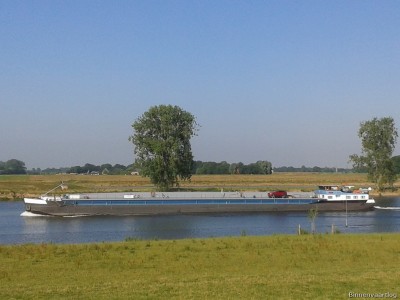 Nil-Desperandum-3-30-06-2015-Maas-Grave.jpg