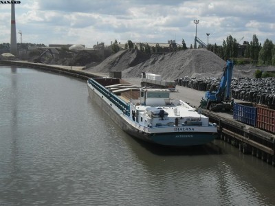 SAM_5497.JPG (145.55 Kio) Vu 2220 fois SAM_5497.JPG