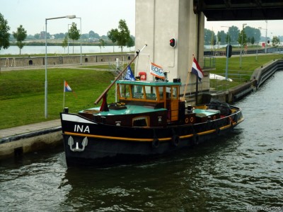 Ina-4-10-08-2015-Lith.jpg (222.82 Kio) Vu 1578 fois Ina-4-10-08-2015-Lith.jpg