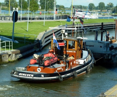 Hendrik-5-02-09-2015.jpg (267.1 Kio) Vu 1445 fois Hendrik-5-02-09-2015.jpg