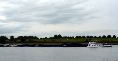 KVB-Unitas-5-27-08-2015-Lobith.jpg (86.54 Kio) Vu 1614 fois KVB-Unitas-5-27-08-2015-Lobith.jpg