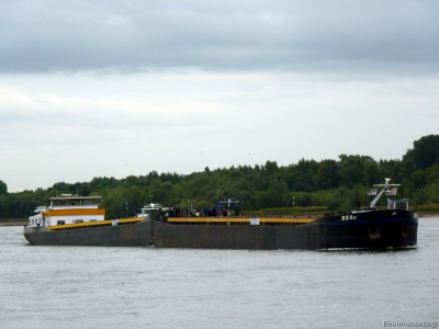 KVB-Res-Res-II-1-27-08-2015-Lobith.jpg (122.62 Kio) Vu 2076 fois KVB-Res-Res-II-1-27-08-2015-Lobith.jpg