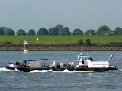 Service-4-3-28-08-2015-Lobith (1).jpg (89.05 Kio) Vu 3907 fois Service-4-3-28-08-2015-Lobith (1).jpg