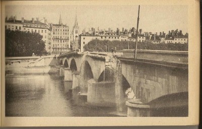 pont du Change.jpg (76.24 Kio) Vu 6100 fois pont du Change.jpg