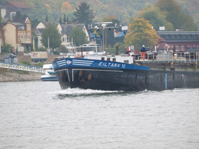 PA194286 (Copier).JPG