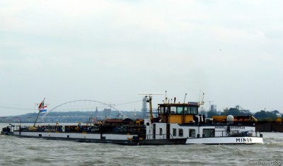 Minor-4-21-09-2015.jpg