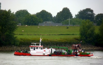 Reinplus-2-27-08-2015-Lobith.jpg (165.63 Kio) Vu 1613 fois Reinplus-2-27-08-2015-Lobith.jpg