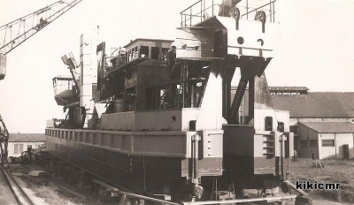 5 - CNR 2 - Arles 4 octobre 1951 - construction de la drague d'entretien pour Donzère (Copier).jpg (47.67 Kio) Vu 3494 fois 5 - CNR 2 - Arles 4 octobre 1951 - construction de la drague d'entretien pour Donzère (Copier).jpg