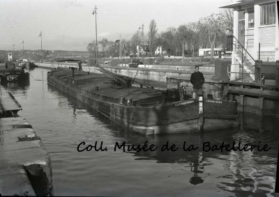 Les Druides-bois@musee-conflans.jpg (170.22 Kio) Vu 1876 fois Les Druides-bois@musee-conflans.jpg