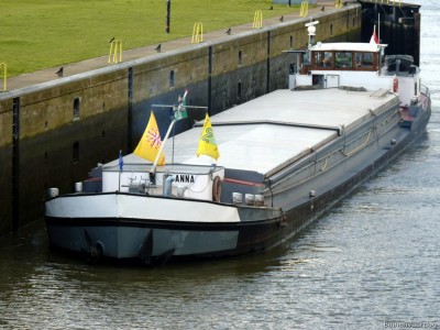 Anna-4-03-03-2016-Grave.jpg (203.78 Kio) Vu 1776 fois Anna-4-03-03-2016-Grave.jpg