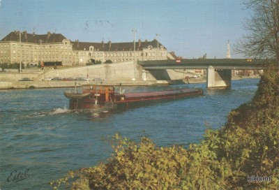 Creil (Oise) - Le pont sur l'Oise et la place Carnot (1) (Copier) (2).jpg