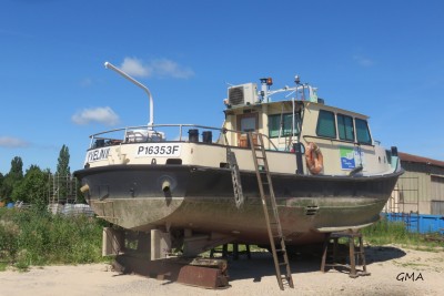 YVELIN II-ar.JPG