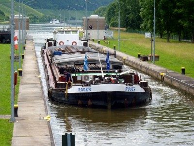 Roger-1-28-06-2016-Trittenheim.jpg (261.98 Kio) Vu 1789 fois Roger-1-28-06-2016-Trittenheim.jpg
