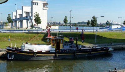 Leentje-5-31-08-2016-sluis-Lith.jpg