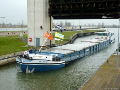 Transito-8-23-03-2016.jpg