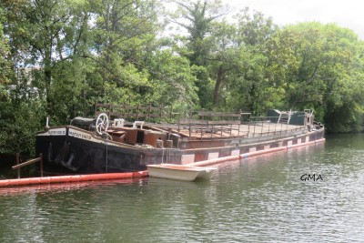 mater dei II-av-auxerre.JPG (1.21 Mio) Vu 2577 fois mater dei II-av-auxerre.JPG