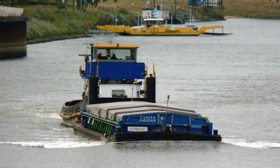Maasstroom-8-2-06-10-2016-sluis-Lith (2) (1).jpg