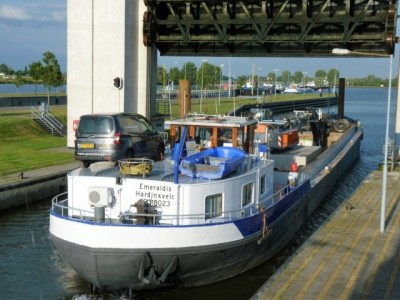 Emeraldis-1-01-09-2016-sluis-Lith-1.jpg