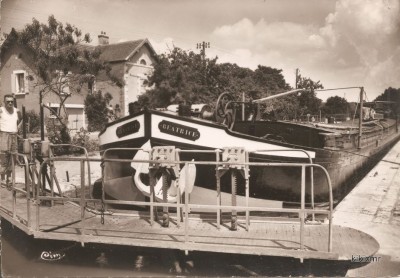 Bannay (Cher) - L'écluse (Copier).jpg (109.16 Kio) Vu 3317 fois Bannay (Cher) - L'écluse (Copier).jpg