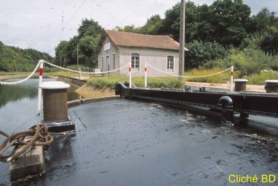 IMG_1981_juillet_Mauvage_TOUEUR ONN N°2 (20) (Copier).jpg (129.02 Kio) Vu 5992 fois IMG_1981_juillet_Mauvage_TOUEUR ONN N°2 (20) (Copier).jpg