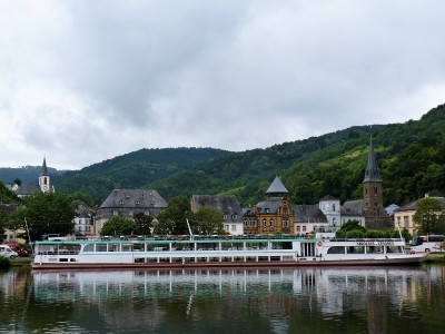 Nikolaus-Cusanos3-04-07-2016-Traben-Trarbach (2).JPG