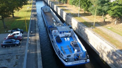 Oorderdam-4-27-09-2016-sluis-Weurt (2).JPG