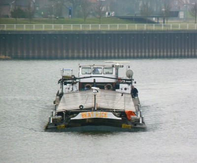 Beatrice-3-07-02-2017-sluis-Lith (2).JPG (234.72 Kio) Vu 2322 fois Beatrice-3-07-02-2017-sluis-Lith (2).JPG