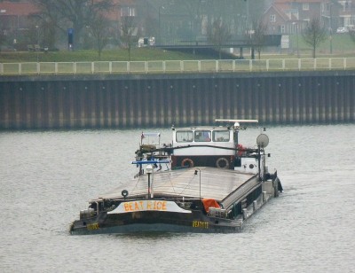 Beatrice-2-07-02-2017-sluis-Lith (2).JPG (233.33 Kio) Vu 2254 fois Beatrice-2-07-02-2017-sluis-Lith (2).JPG